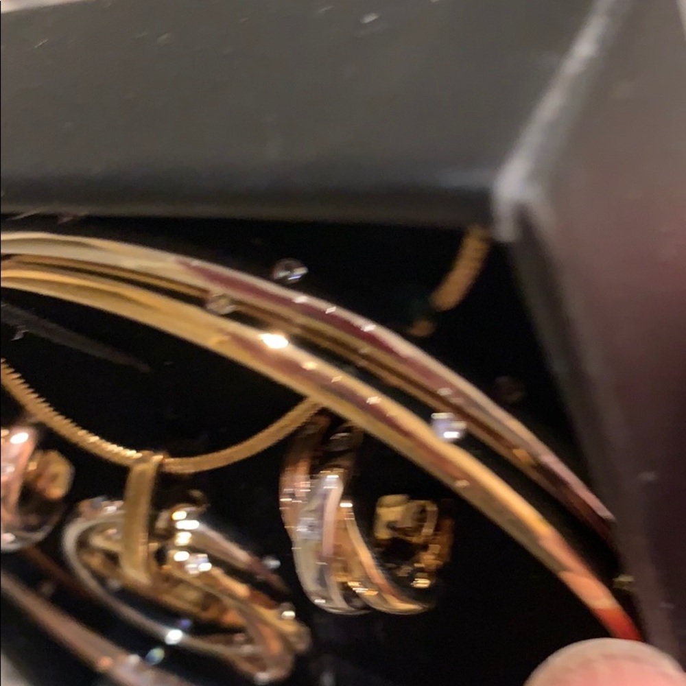 Jewelry set - Picture 4 of 5